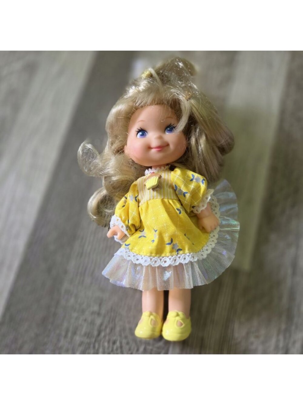 Vintage 1988 Mattel Cherry Merry Muffin Banancy Doll Yellow Cupcake Dress